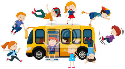 male dzieci i autobus szkolny 400 128043595
